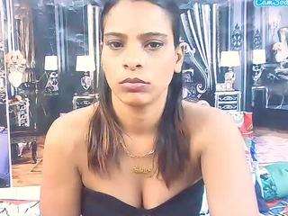 indiansexyass4u Live Webcam on CamSoda