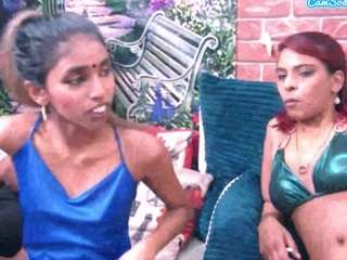 indiansexyass4u live webcam show