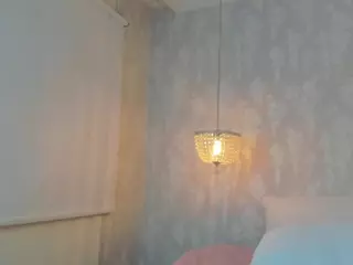 leyna-angels's Live Sex Cam Show