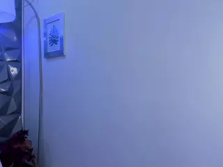 leyna-angels's Live Sex Cam Show