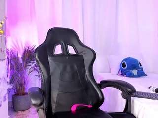 lia-petite01 from camsoda