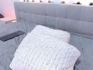 madelanecoote webcam