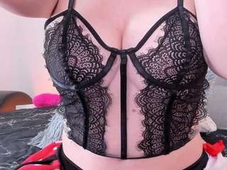 madelanecoote webcam