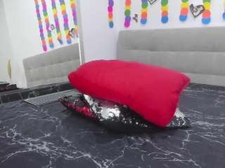 madelanecoote webcam model