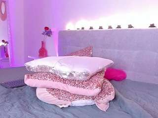 madelanecoote webcam