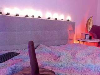 Live webcam model madelanecoote on Soda Cams