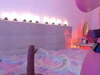 Live webcam model madelanecoote on Soda Cams