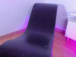 Live webcam model madelanecoote on Soda Cams