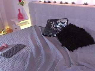 madelanecoote webcam