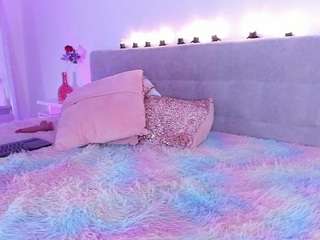 madelanecoote webcam