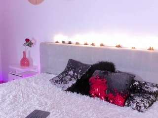 madelanecoote Live Webcam on CamSoda