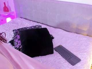 madelanecoote webcam