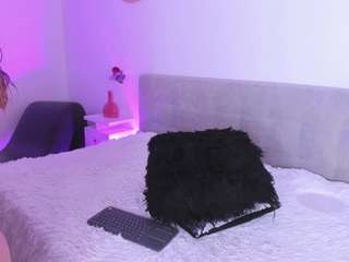 madelanecoote webcam