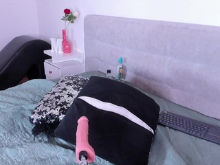 madelanecoote webcam