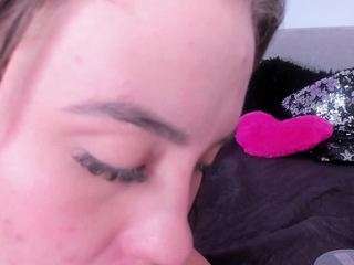 madelanecoote Live Webcam on CamSoda