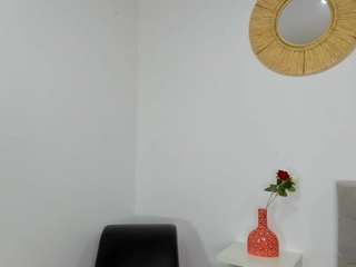 madelanecoote webcam model
