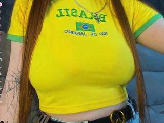  roxy-sunny chat room