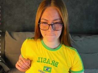  roxy-sunny chat room