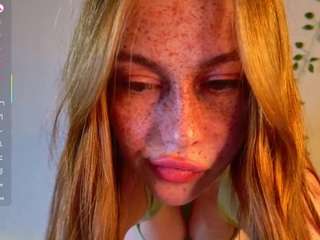 roxy-sunny from CamSoda