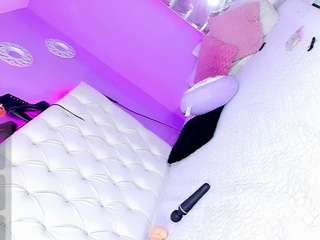 suxansexyhott webcam