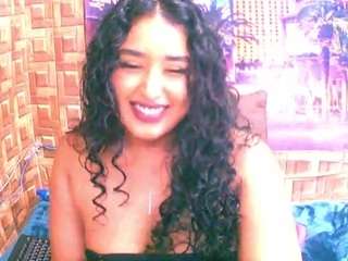 indianangel4u2luv's CamSoda show and profile