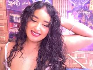 le modèle indianangel4u2luv est en webcam porno dans un show sur le site camsoda, il possède les tags suivants: amateur,black hair,brown eyes,fingering,lovense,robe,striptease,tease,teen-18,toys,young-adult,hd