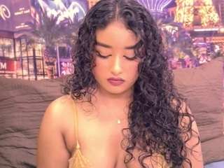 IndianAngel4u2luv live webcam show
