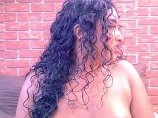 IndianAngel4u2luv live webcam show