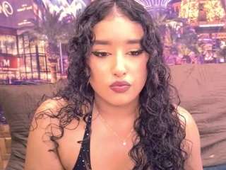 IndianAngel4u2luv live webcam show