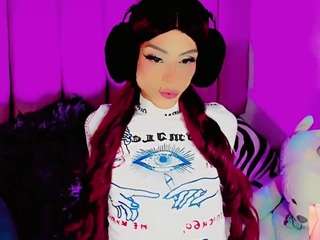 kalany-ky est une fille coquine en spectacle avec sa webcam pour des vidéos hot sur CamSoda. Découvrez les tags de kalany-ky : anal-toys,dirty-talk,flat chested,gape,hazel eyes,no drinking,orgasm,smoking,teen-18,young-adult,hd,