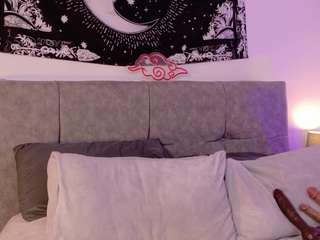 lexie-nate's CamSoda show and profile