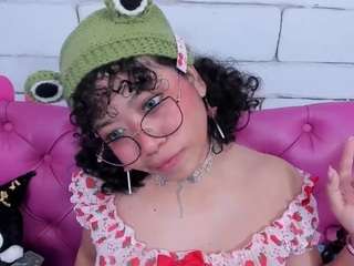safiro-agata Live Webcam on CamSoda