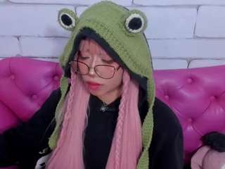 safiro-agata's CamSoda show and profile