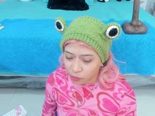 safiro-agata's CamSoda show and profile