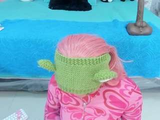 safiro-agata's CamSoda show and profile