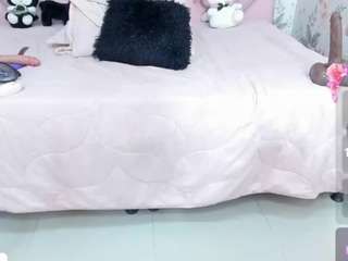 safiro-agata Live Webcam on CamSoda