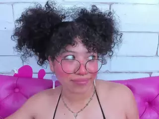 SAFIRO-AGATA's Live Sex Cam Show