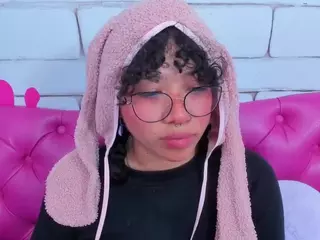 SAFIRO-AGATA's Live Sex Cam Show