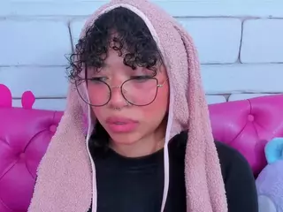 SAFIRO-AGATA's Live Sex Cam Show