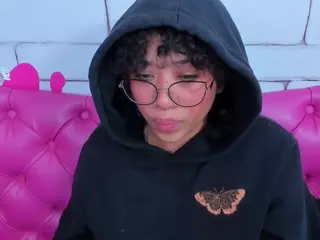 SAFIRO-AGATA's Live Sex Cam Show