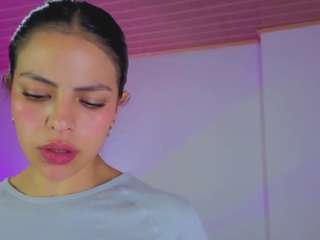 Eliie Ruizz Camgirl live