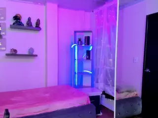 Eliie-Ruizz's Live Sex Cam Show