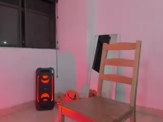 LittleDanni's Live Sex Cam Show