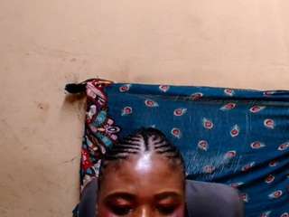 maturenesh's CamSoda show and profile