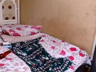 maturenesh live cam profile