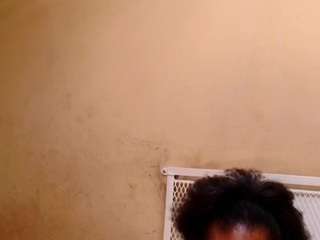 MatureNesh live cam preview