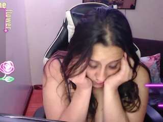 melraise's CamSoda show and profile