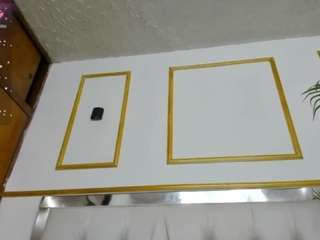 miiranda-vega live webcam show