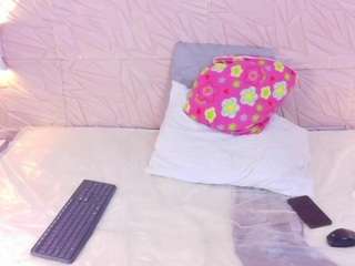 littleoriana, from camsoda - Free Live Sex Webcam & Chat ...