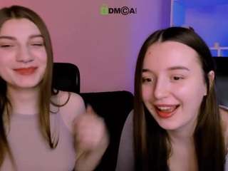 pure-radiance's CamSoda show and profile